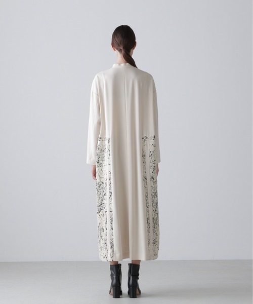 ADORE(アドーア)の「◆コードエンブロイダリーワンピース(ワンピース・レディース・ホワイト系その他/ブラック・38)」の11枚目の写真