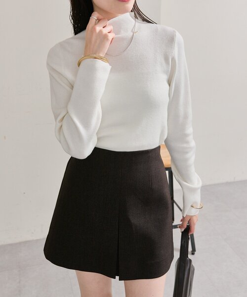 mystic(ミスティック)の「プレート付きハイネックニット(ニット/セーター・レディース・グレー/ベージュ/オフホワイト/ブラック・FREE)」の14枚目の写真