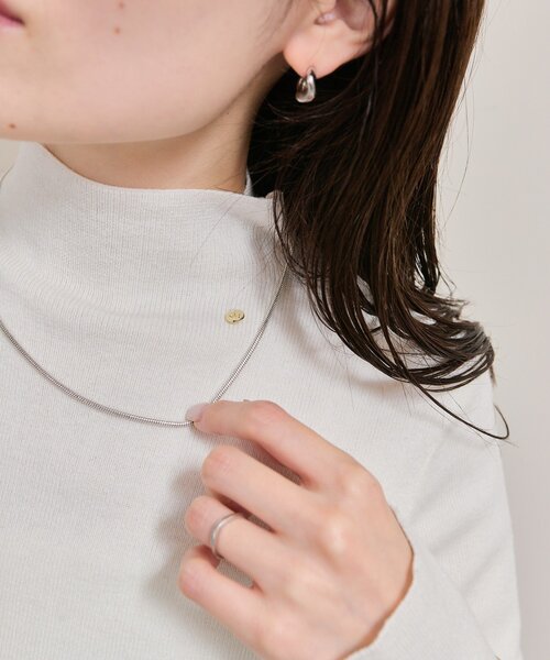 mystic(ミスティック)の「プレート付きハイネックニット(ニット/セーター・レディース・グレー/ベージュ/オフホワイト/ブラック・FREE)」の16枚目の写真