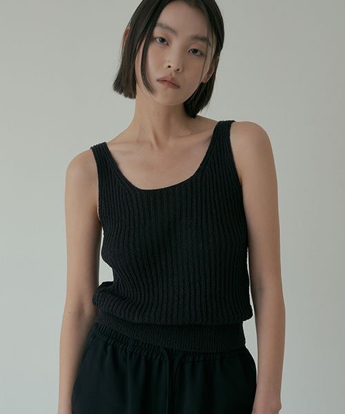 LINGSEOUL（リングソウル）の「boucled sleeveless knit-black（Tシャツ/カットソー・レディース・その他・FREE）」の4枚目の写真