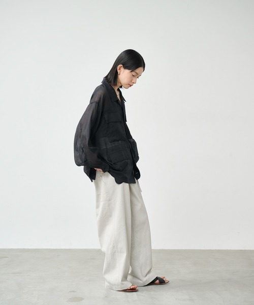 kha:ki（カーキ）の「「KHA:KI / カーキ」ラミー B.D.U. シャツジャケット（ミリタリージャケット・レディース・オリーブ/ブラック・2/1）」の22枚目の写真