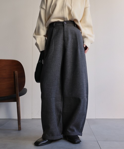 ap retro(アプレトロ)の「メランジ微起毛 バレルレッグパンツ / スラックスパンツ(その他パンツ・レディース・ブラウン/チャコール/ベージュ/ブラック・MEDIUM/LARGE)」の14枚目の写真