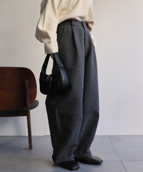 ap retro(アプレトロ)の「メランジ微起毛 バレルレッグパンツ / スラックスパンツ(その他パンツ・レディース・ブラウン/チャコール/ベージュ/ブラック・MEDIUM/LARGE)」の20枚目の写真