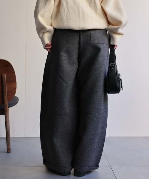 ap retro(アプレトロ)の「メランジ微起毛 バレルレッグパンツ / スラックスパンツ(その他パンツ・レディース・ブラウン/チャコール/ベージュ/ブラック・MEDIUM/LARGE)」の22枚目の写真