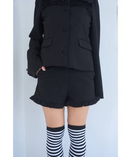 Smyeon(スミョン)の「Frill short pants/フリルデザインショートパンツ(その他パンツ・レディース・ブラック/チャコールグレー・SMALL/MEDIUM)」の5枚目の写真