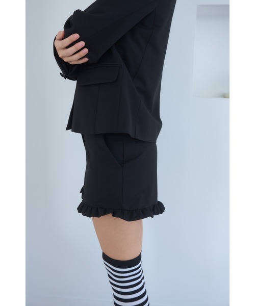 Smyeon(スミョン)の「Frill short pants/フリルデザインショートパンツ(その他パンツ・レディース・ブラック/チャコールグレー・SMALL/MEDIUM)」の6枚目の写真