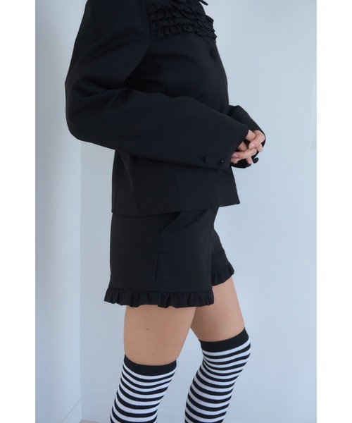 Smyeon(スミョン)の「Frill short pants/フリルデザインショートパンツ(その他パンツ・レディース・ブラック/チャコールグレー・SMALL/MEDIUM)」の8枚目の写真