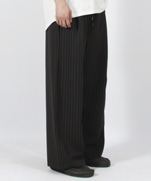 DEMARC（ドゥマーク）の「M SOLID STRIPE WIDE PANTS BLACK（スラックス）」
