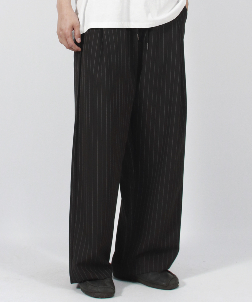 DEMARC(ドゥマーク)の「M SOLID STRIPE WIDE PANTS BLACK(スラックス・メンズ・その他・MEDIUM/LARGE)」の3枚目の写真