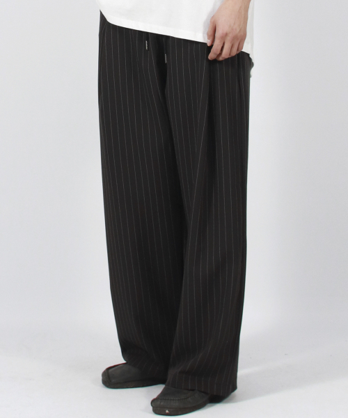 DEMARC(ドゥマーク)の「M SOLID STRIPE WIDE PANTS BLACK(スラックス・メンズ・その他・MEDIUM/LARGE)」の6枚目の写真