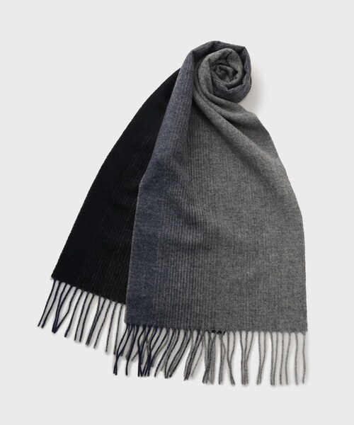 TAKEO KIKUCHI（タケオキクチ）の「【洗えるウールカシミヤ】グラデーションマフラー（マフラー・メンズ・ブラック系4/ワイン系1/ダークブラウン系4/ターコイズブルー系5・00）」の2枚目の写真