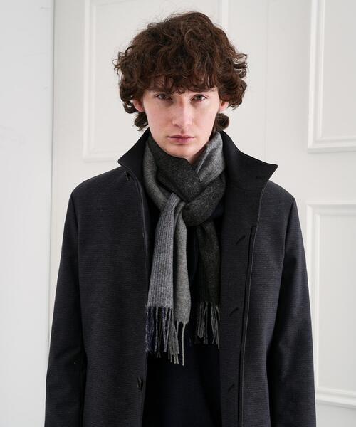 TAKEO KIKUCHI（タケオキクチ）の「【洗えるウールカシミヤ】グラデーションマフラー（マフラー・メンズ・ブラック系4/ワイン系1/ダークブラウン系4/ターコイズブルー系5・00）」の9枚目の写真