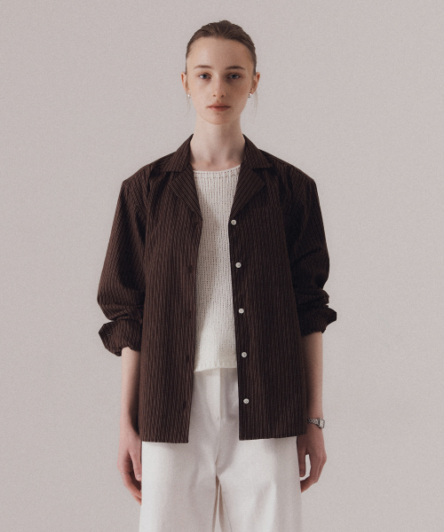 SILN(シルン)の「Essential open collar stripe shirt (BROWN)(シャツ/ブラウス・レディース・その他・FREE)」の1枚目の写真