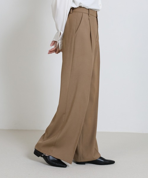 select MOCA（セレクトモカ）の「センタープレスワイドストレートスラックス（スラックス・レディース・ベージュ/ブラウン/ブラック・LARGE/MEDIUM）」の13枚目の写真
