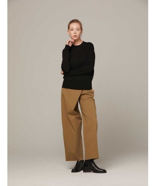 AYIHOLIC CASHMERE（アイホリックカシミア）の「ハイゲージラウンドネック長袖ニット（ニット/セーター・レディース・ブラック・FREE）」の2枚目の写真