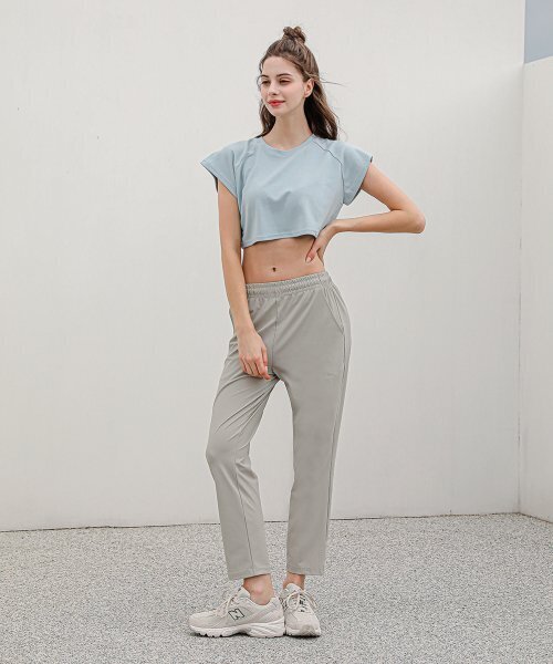 BLACK MONSTER FIT(ブラックモンスターフィット)の「エアトリコート起毛スラックス(2カラー)/ BM220823(スウェットパンツ・レディース・ブラック/グレー・SMALL/MEDIUM/X-LARGE/2XL/LARGE)」の10枚目の写真