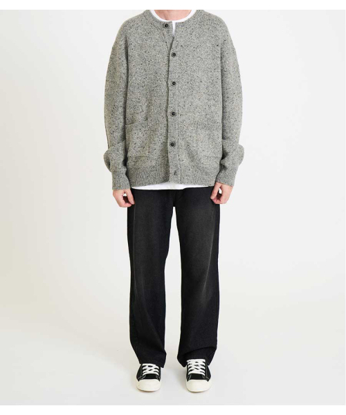 BLACKBROWN（ブラックブラウン）の「ワイドフィットバンディングデニムパンツ [WASHED BLACK]（デニムパンツ・メンズ・ブルー系その他・SMALL/MEDIUM/X-LARGE/XX-LARGE/LARGE）」の4枚目の写真