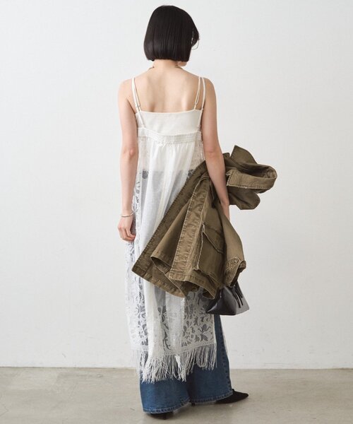 LOUNGEDRESS（ラウンジドレス）の「レースキャミワンピース（ワンピース・レディース・オフホワイト/ブラック・FREE）」の6枚目の写真