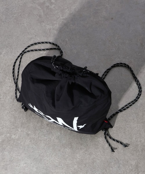 VISION STREET WEAR(ヴィジョンストリートウェア)の「【VISION STREET WEAR/ヴィジョンストリートウェア】Bicolor Knapsack/配色 ナップザック/シューズケース(バックパック/リュック・メンズ・マスタード/ピンク/ブラック/ブルー・FREE)」の10枚目の写真