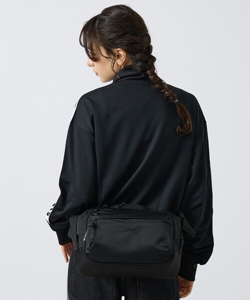 ABAHOUSE(アバハウス)の「【DsBk / ディーエスビーケー】 RECTANGLE SLING /スリングバッグ /ユニセックス 【WEB限定】(バックパック/リュック・メンズ・グレー/ブラック/カーキ/ネイビー・フリー)」の14枚目の写真