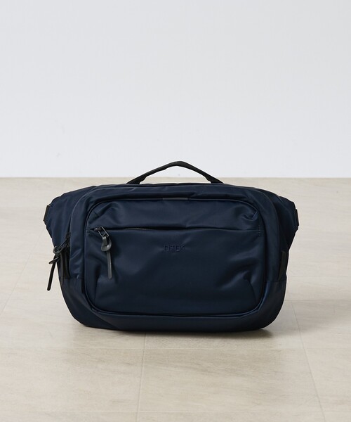 ABAHOUSE(アバハウス)の「【DsBk / ディーエスビーケー】 RECTANGLE SLING /スリングバッグ /ユニセックス 【WEB限定】(バックパック/リュック・メンズ・グレー/ブラック/カーキ/ネイビー・フリー)」の19枚目の写真