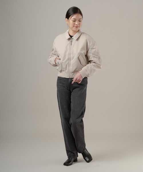 Levi's(リーバイス)の「Levi's/リーバイス ボウイ クロップド ボンバージャケット(MA-1・レディース・グレー・XS/M/S)」の12枚目の写真