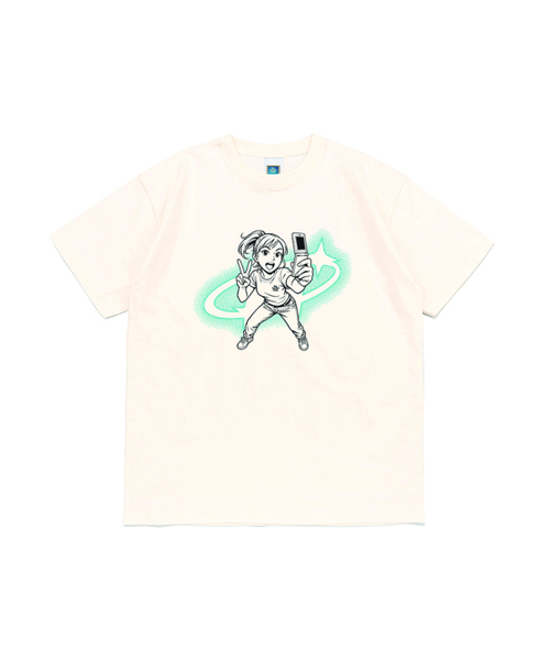 NET SOCIAL CLUB(ネットソーシャルクラブ)の「セルフィーガール 半袖Tシャツ (アイボリー)(Tシャツ/カットソー・レディース・アイボリー・M/L/XL/S)」の1枚目の写真