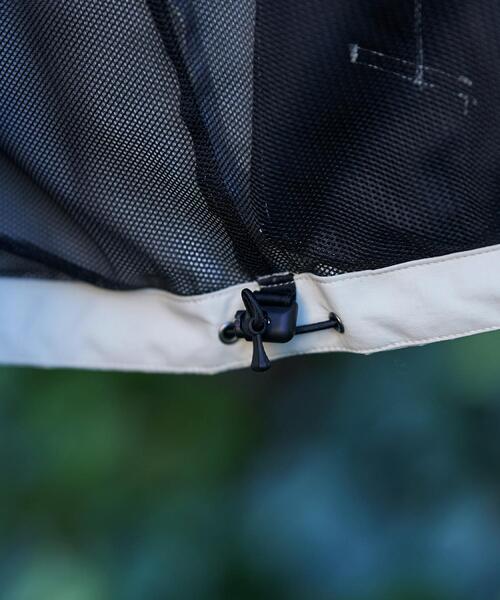 DRESSTERIOR（ドレステリア）の「【防水/透湿素材】ウォータープルーフ マウンテンパーカー（ブルゾン・メンズ・ブラック/ホワイト・90/92/91）」の12枚目の写真