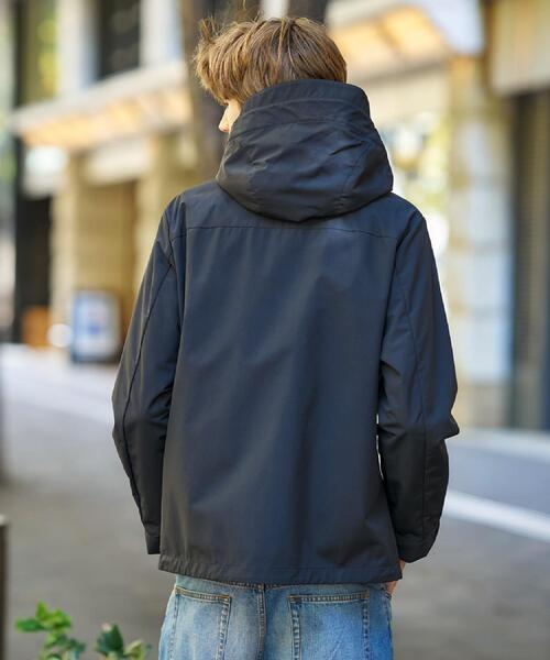 DRESSTERIOR（ドレステリア）の「【防水/透湿素材】ウォータープルーフ マウンテンパーカー（ブルゾン・メンズ・ブラック/ホワイト・90/92/91）」の15枚目の写真