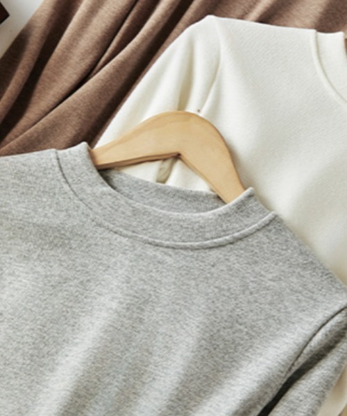 deux amour(ドゥーザムール)の「ハイネックベーシックインナーニット長袖トップス(Tシャツ/カットソー・レディース・ベージュ/グレー/チャコールグレー/アイボリー/ブラック/ホワイト・FREE)」の11枚目の写真