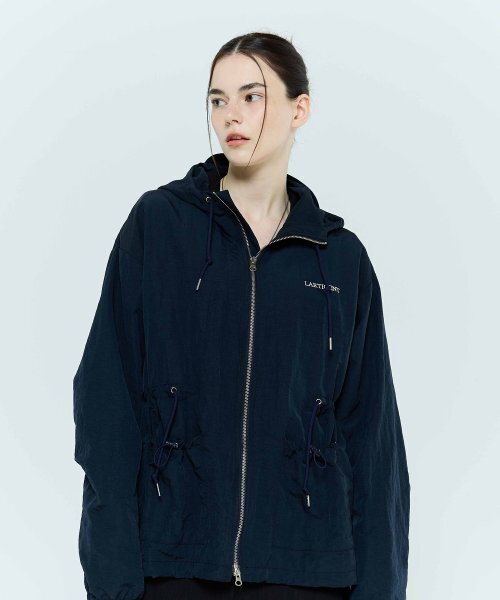 LARTIGENT(ラーティゼン)の「L6 STRING NYLON JACKET(NAVY)(ナイロンジャケット・レディース・その他・FREE)」の4枚目の写真