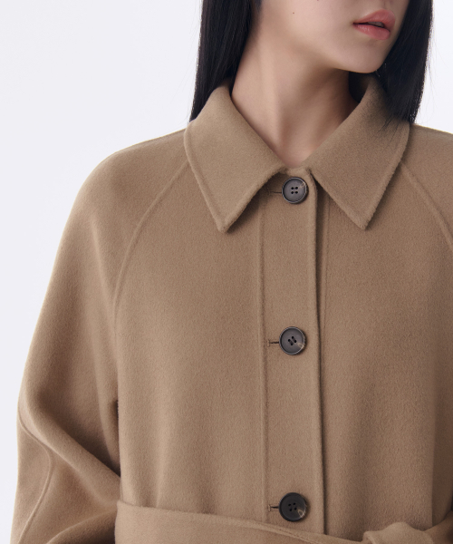 MUSINSA STANDARD WOMAN（ムシンサスタンダードウーマン）の「ウィメンズカシミヤブレンドハンドメイドバルマカンローブコート[キャメル]（チェスターコート・レディース・その他・SMALL/MEDIUM/LARGE）」の4枚目の写真