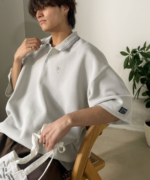 Java（ジャバ）の「《JaVaジャバコラボ》軽くて涼しくてアイロン要らず！ワンポイント刺繍入り 襟ライン配色 サマーニットポロシャツ（半袖）（ポロシャツ・メンズ・ライトグレー/カーキ/アイボリー/ブラック・SMALL/MEDIUM/LARGE）」の15枚目の写真