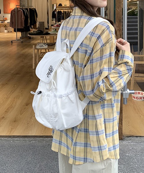 LYEON（リヨン）の「ロゴ刺繍バックパック/ナップサック（バックパック/リュック・レディース・オフホワイト/ブラック・FREE）」の7枚目の写真