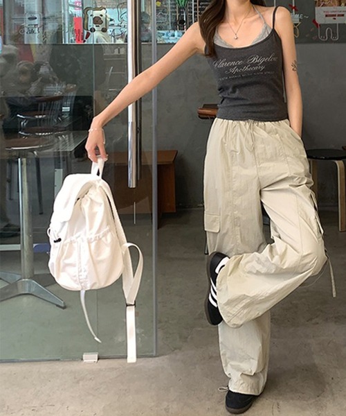 LYEON（リヨン）の「ロゴ刺繍バックパック/ナップサック（バックパック/リュック・レディース・オフホワイト/ブラック・FREE）」の12枚目の写真