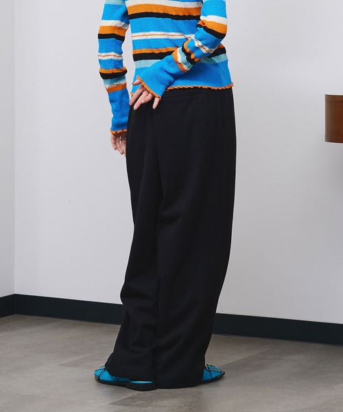 ROSE BUD(ローズバッド)の「TUCKED WIDE-LEG SWEATPANTS(スウェットパンツ・レディース・ベージュ/ブラック/ピンク・S/M)」の11枚目の写真