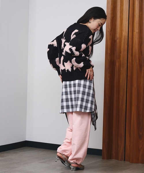 ROSE BUD(ローズバッド)の「TUCKED WIDE-LEG SWEATPANTS(スウェットパンツ・レディース・ベージュ/ブラック/ピンク・S/M)」の7枚目の写真