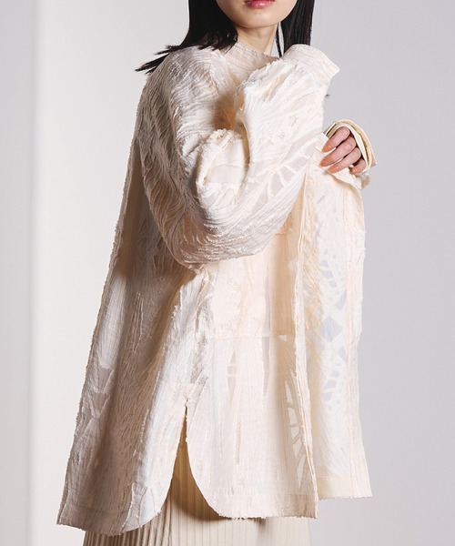 ROSE BUD(ローズバッド)の「(GENE HEAVENS)SHEER DOBBY SHIRT(シャツ/ブラウス・レディース・ブラック/イエロー/オフホワイト・ONE SIZE)」の2枚目の写真