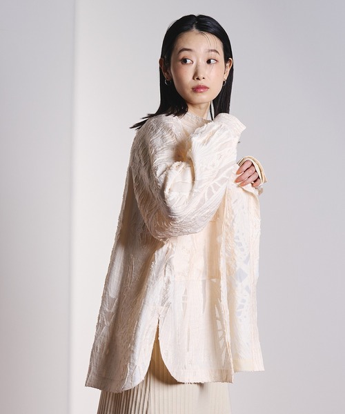 ROSE BUD(ローズバッド)の「(GENE HEAVENS)SHEER DOBBY SHIRT(シャツ/ブラウス・レディース・ブラック/イエロー/オフホワイト・ONE SIZE)」の4枚目の写真