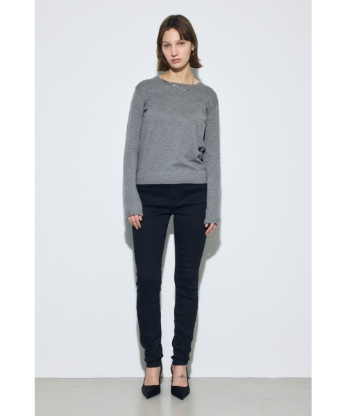 AZUL by moussy(アズールバイマウジー)の「【身長/骨格別着用画像あり】【WEB限定】AZUL DENIM ジャストウエストスキニーデニム ストレッチ 履き心地抜群 足長 美脚 細見え(デニムパンツ・レディース・ブルー/ブラック/ライトブルー・X-SMALL/SMALL/MEDIUM/LARGE)」の13枚目の写真