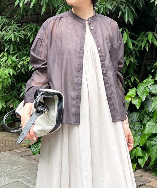 un dix cors(アンディコール)の「シアーバンドカラーシャツ(シャツ/ブラウス・レディース・ライトベージュ/ブラック・FREE)」の16枚目の写真