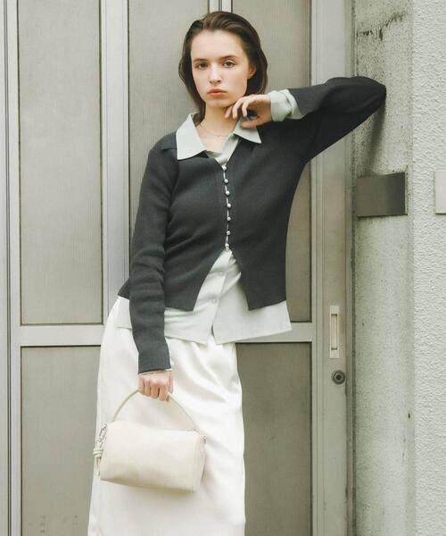 SENSE OF PLACE by URBAN RESEARCH（センスオブプレイスバイアーバンリサーチ）の「『一部WEB限定カラー』『洗濯可』メタルボタンエリツキコンパクトカーディガン（カーディガン/ボレロ・レディース・アイボリー/ネイビー/マスタード/オフホワイト/チャコールグレー・ONE）」の3枚目の写真