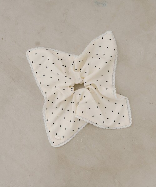 Chico（チコ）の「レース付きスクエアドットシュシュ（シュシュ・レディース・ブラック/ホワイト・FREE）」の5枚目の写真