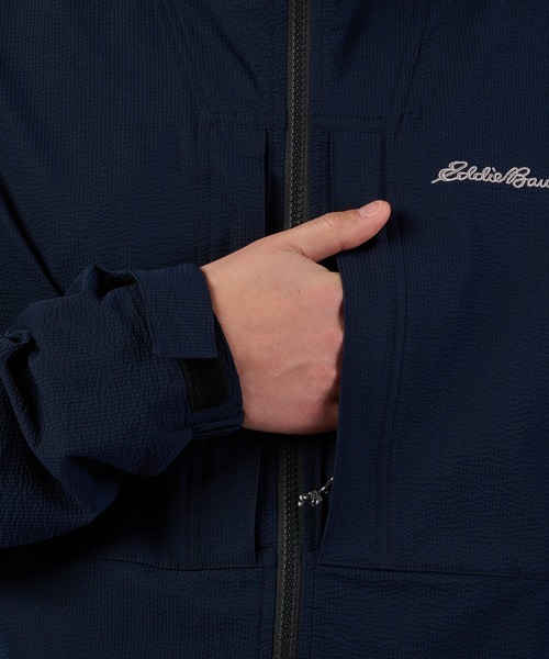 Eddie Bauer（エディーバウアー）の「ソーラーホイル サッカー フーディ（マウンテンパーカー・メンズ・グリーン/ブラック/ネイビー・XXL/XL/L/M/S）」の14枚目の写真