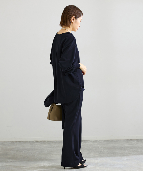 IENA（イエナ）の「《セットアップ対応》カットジョーゼットVネックプルオーバー（シャツ/ブラウス・レディース・ブラック/ネイビー・FREE）」の19枚目の写真