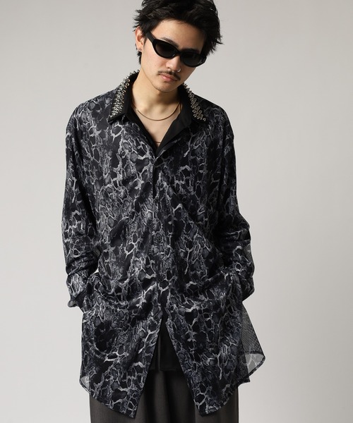 REGIEVO(レジエボ)の「REGIEVO プリントロングシャツ 長袖(シャツ/ブラウス・メンズ・ベージュ/ブラック・L/M)」の3枚目の写真