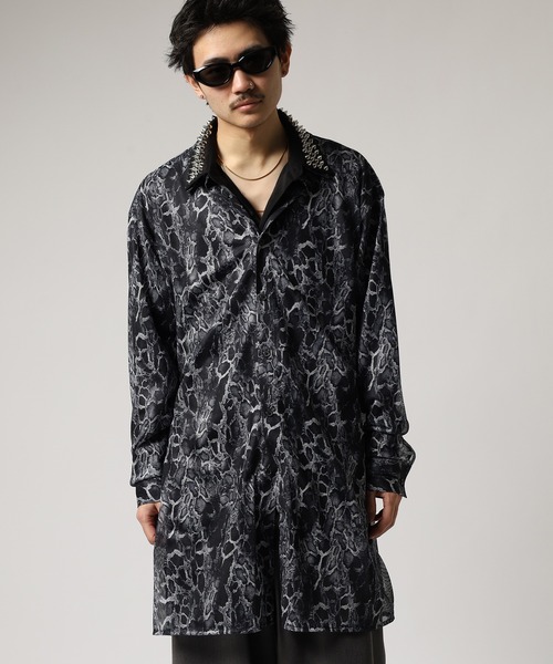 REGIEVO(レジエボ)の「REGIEVO プリントロングシャツ 長袖(シャツ/ブラウス・メンズ・ベージュ/ブラック・L/M)」の4枚目の写真