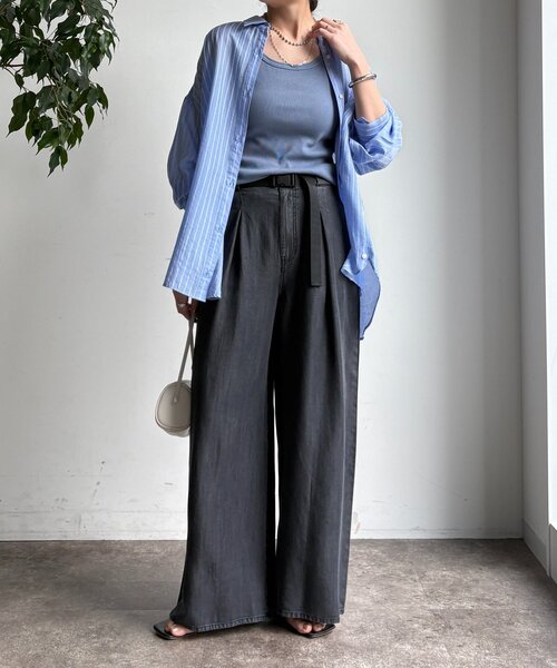 DouDou（ドゥドゥ）の「ベルト付リヨセルデニムパンツ（デニムパンツ・レディース・ブラック/ブルー・38/36）」の4枚目の写真