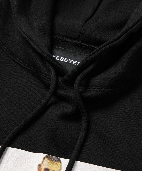 YESEYESEE(イエスアイシー)の「Y.E.S Arch Boy Hoodie(パーカー・メンズ・グレー/ブラック/レッド・S/XL/L/M)」の18枚目の写真