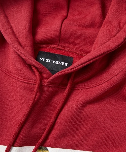YESEYESEE(イエスアイシー)の「Y.E.S Arch Boy Hoodie(パーカー・メンズ・グレー/ブラック/レッド・S/XL/L/M)」の10枚目の写真